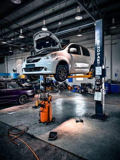 road vehicle lift car lift garage equipment LOLER jack axle stand hoist jib safety workshop crane